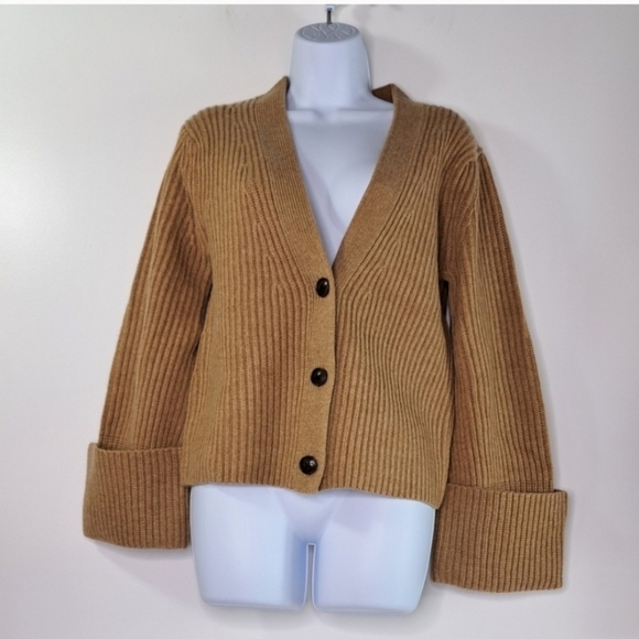 Banana Republic Camel Cashmere and Wool Blend Cardigan Size Small - Picture 3 of 12